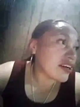 Snapshot of zinzin-xx chatting on October 31, 2025, 4:24 am zinzin-xx online show from October 31, 2025, 4:24 am