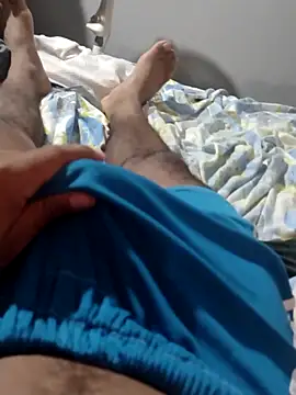 Gatoohottt online show from October 31, 2025, 1:34 pm