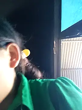 giahan-00 online show from October 28, 2025, 9:57 am