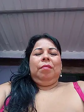 Snapshot of mother2-divorced chatting on April 18, 2026, 1:37 pm mother2-divorced online show from April 18, 2026, 1:37 pm