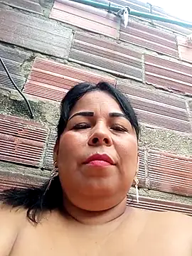 Snapshot of mother2-divorced chatting on April 30, 2026, 1:28 pm mother2-divorced online show from April 30, 2026, 1:28 pm