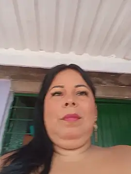Snapshot of mother2-divorced chatting on May 29, 2026, 1:42 pm mother2-divorced online show from May 29, 2026, 1:42 pm