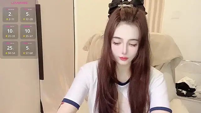 Follyise online show from November 15, 2025, 9:06 am