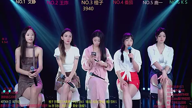 Snapshot of girl-and-life chatting on October 28, 2025, 8:07 am girl-and-life online show from October 28, 2025, 8:07 am