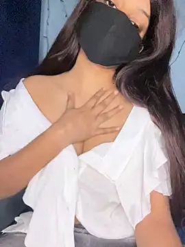 Cute Marina online show from February 5, 2026, 6:07 am