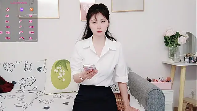 yuyan3929 online show from June 2, 2026, 1:18 am
