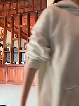 Emily-y online show from December 14, 2025, 3:23 am