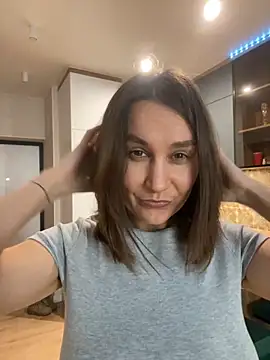 AliceLili online show from October 29, 2025, 9:55 am