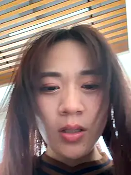 vivi-tara online show from November 16, 2025, 3:01 am