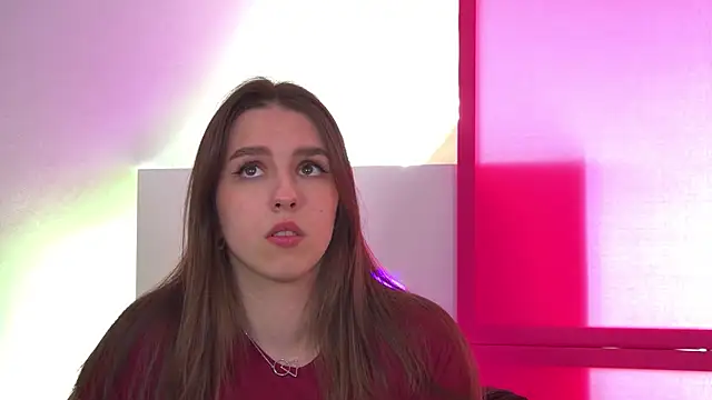 AliceAtkins online show from April 5, 2026, 6:21 am