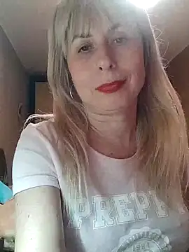 SelinaLovqx online show from December 18, 2025, 7:31 pm