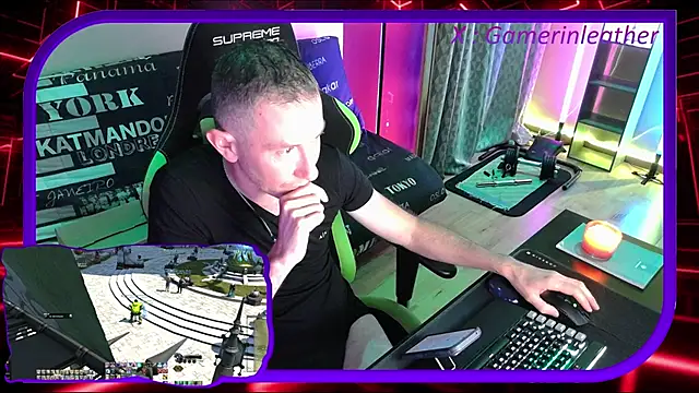 Gamerinleather online show from November 1, 2025, 9:17 pm