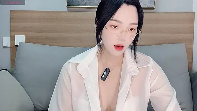 upoo7lt online show from November 29, 2025, 2:03 am