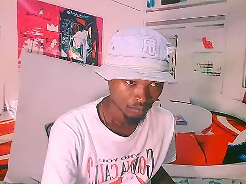 Snapshot of EbonyBigD69 chatting on November 1, 2025, 5:42 am EbonyBigD69 online show from November 1, 2025, 5:42 am