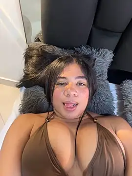 Snapshot of MelissaHex chatting on February 13, 2026, 8:05 pm MelissaHex online show from February 13, 2026, 8:05 pm