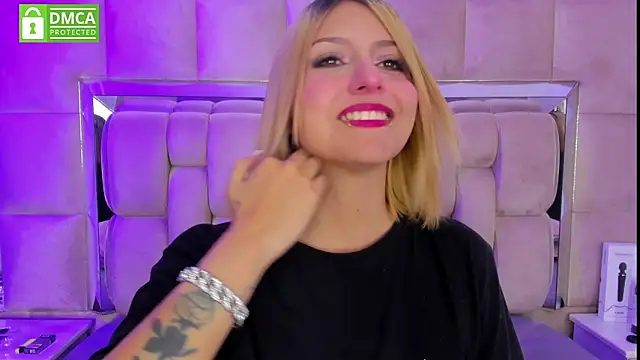 Snapshot of daniiela_beteche777 chatting on February 8, 2026, 7:06 pm daniiela beteche777 online show from February 8, 2026, 7:06 pm