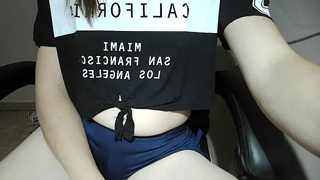 ana rosadinha online show from December 20, 2025, 2:40 am