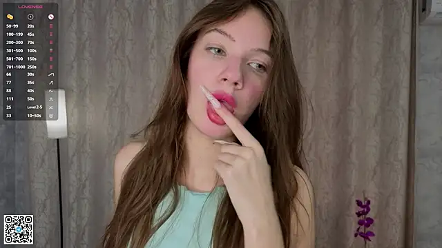 Snapshot of JerleneBaden chatting on October 30, 2025, 4:47 am JerleneBaden online show from October 30, 2025, 4:47 am