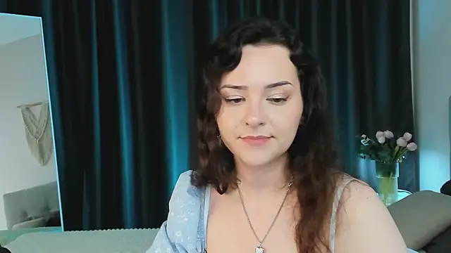 Snapshot of Camilla_Rowen chatting on June 11, 2026, 8:40 pm Camilla Rowen online show from June 11, 2026, 8:40 pm