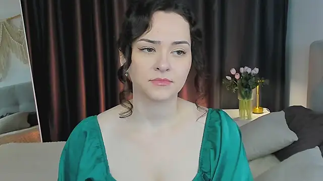Camilla Rowen online show from July 5, 2026, 8:38 pm