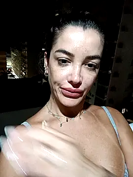 DESIRIE0609 online show from January 13, 2026, 1:22 am