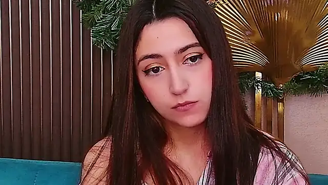 Snapshot of Gloria_Bendall chatting on January 7, 2026, 12:07 pm Gloria Bendall online show from January 7, 2026, 12:07 pm