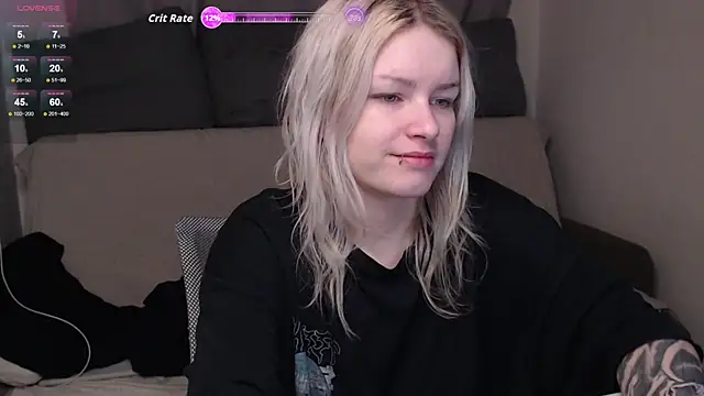 CherryNight6 online show from December 19, 2025, 9:55 pm