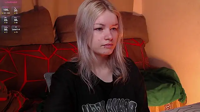 CherryNight6 online show from February 10, 2026, 5:00 am