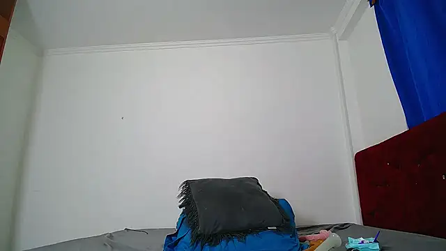 Gigi Scott  online show from February 25, 2026, 11:25 pm