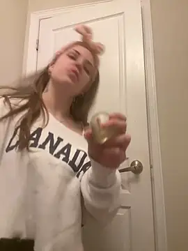 elliepixie online show from March 12, 2026, 8:15 pm