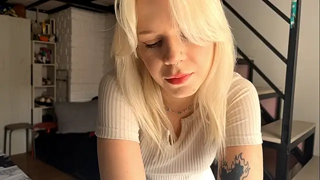 Snapshot of JinRenkes chatting on October 23, 2025, 10:25 am JinRenkes online show from October 23, 2025, 10:25 am