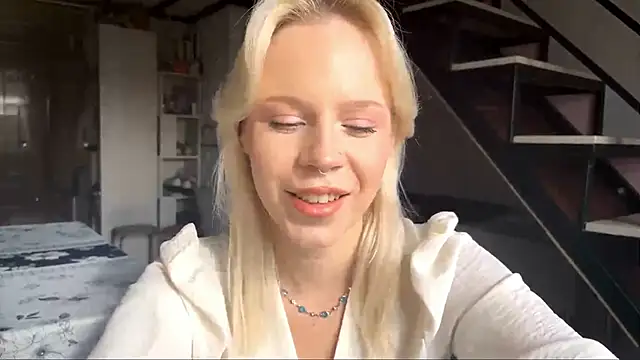 Snapshot of JinRenkes chatting on October 24, 2025, 10:44 am JinRenkes online show from October 24, 2025, 10:44 am