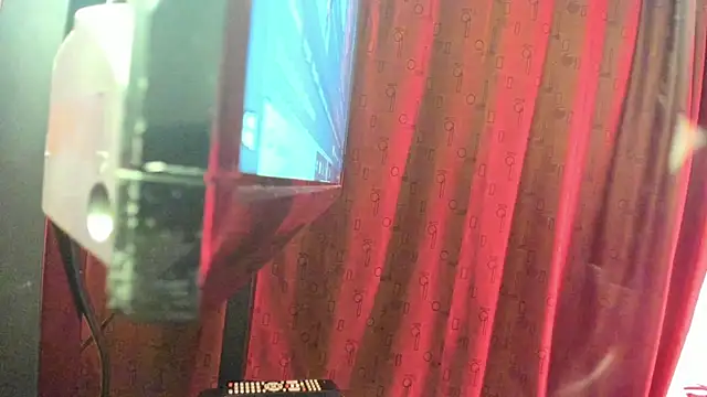 Snapshot of jannakissh chatting on October 31, 2025, 7:26 pm jannakissh online show from October 31, 2025, 7:26 pm