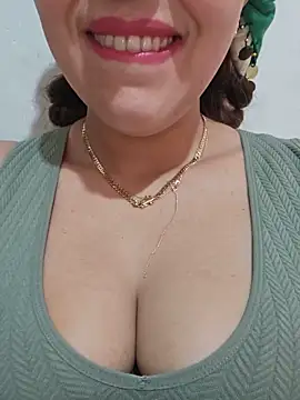 Snapshot of Sexy-girl chatting on May 31, 2026, 11:06 am Sexy-girl online show from May 31, 2026, 11:06 am