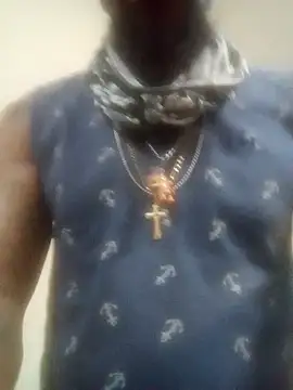 Snapshot of Blck420 chatting on October 31, 2025, 4:19 pm Blck420 online show from October 31, 2025, 4:19 pm