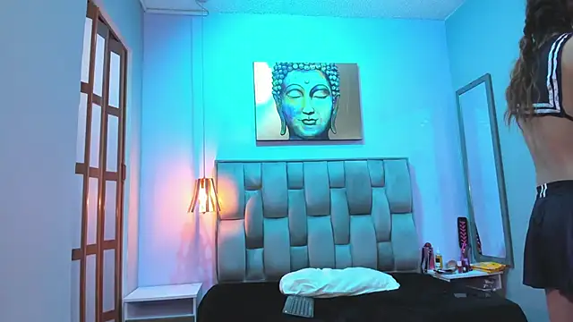 Violet-Storm- online show from January 9, 2026, 3:53 am