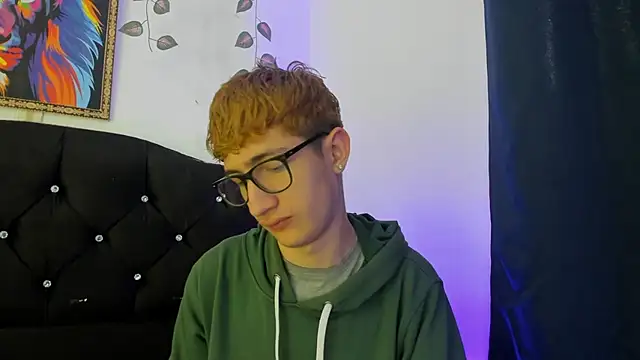 Erick Taylor3 online show from November 22, 2025, 6:29 pm