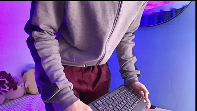 Erick Taylor3 online show from February 7, 2026, 8:45 pm