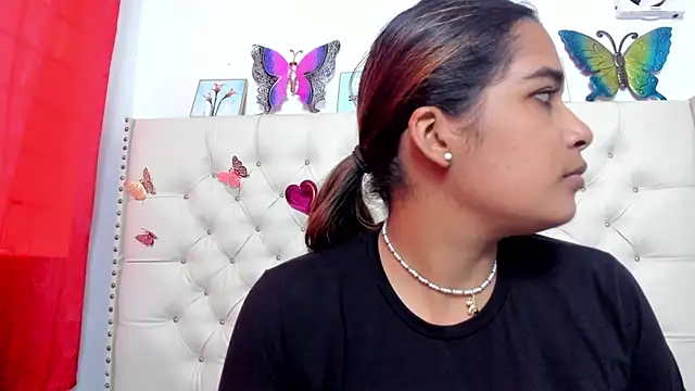 Snapshot of celena_wonder chatting on June 18, 2026, 7:29 pm celena wonder online show from June 18, 2026, 7:29 pm