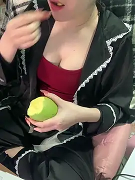 May2k2 online show from January 14, 2026, 3:01 am