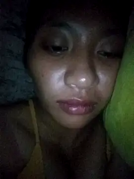 lyn cute18 online show from October 28, 2025, 9:39 pm