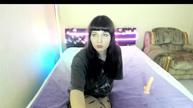 Quietdaisy online show from October 30, 2025, 6:08 pm