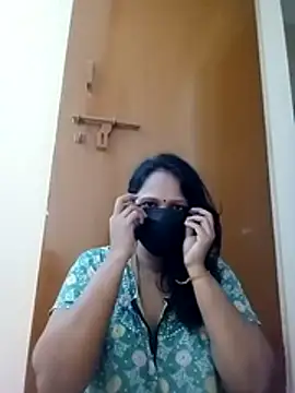 tamilammu1431 online show from November 15, 2025, 3:04 am