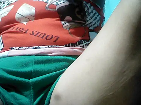 Snapshot of lady_pam2025 chatting on April 20, 2026, 2:47 am lady pam2025 online show from April 20, 2026, 2:47 am