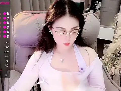 Snapshot of Monica-666888- chatting on October 31, 2025, 6:47 am Monica-666888- online show from October 31, 2025, 6:47 am