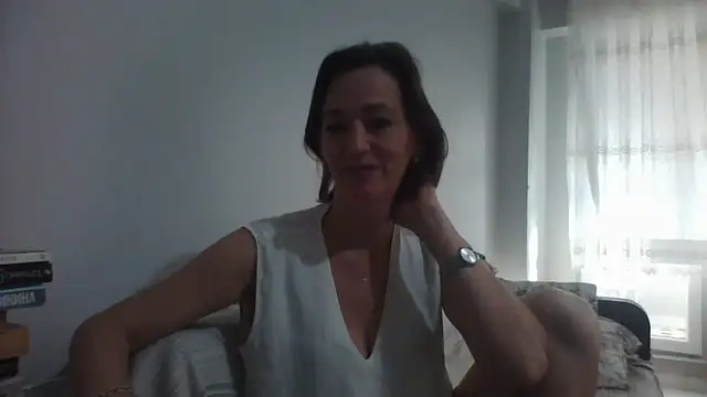 Snapshot of ArianaStarr chatting on November 3, 2025, 6:47 am ArianaStarr online show from November 3, 2025, 6:47 am