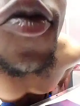 Snapshot of BananaDickon2 chatting on October 31, 2025, 6:03 am BananaDickon2 online show from October 31, 2025, 6:03 am