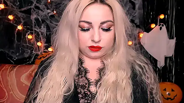 Snapshot of Renee_Cherry chatting on November 1, 2025, 2:02 am Renee Cherry online show from November 1, 2025, 2:02 am