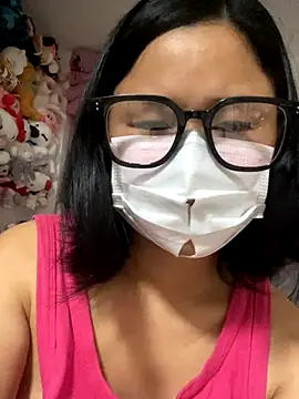 shasha-sm online show from October 28, 2025, 3:58 pm