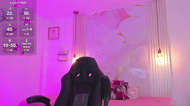 amber white15 online show from April 13, 2026, 5:24 am